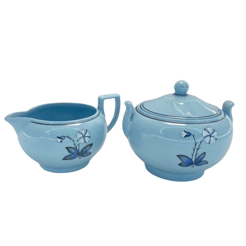 Wedgwood Barlaston of Etruria Woodland Blue Sugar Bowl w Lid & Creamer Flowers